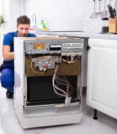 Técnico reparação de máquina em Lisboa